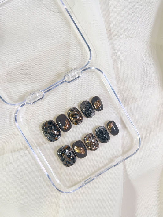Delux Nails Lab Midnight Leopard
