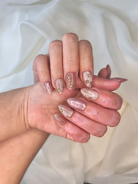 Delux Nails Lab Shimmering Aura
