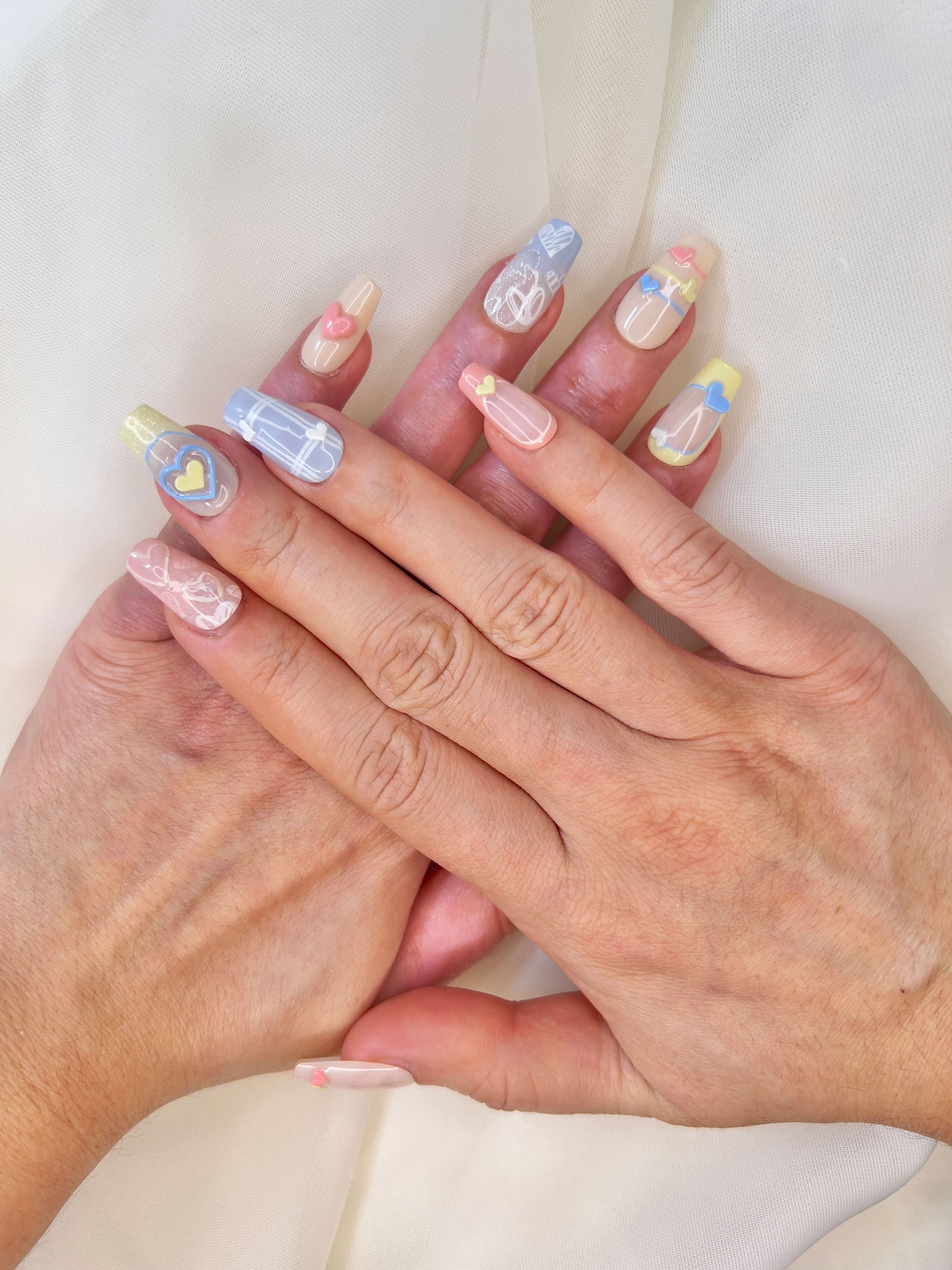 Delux Nails Lab Pastel Heart Pop