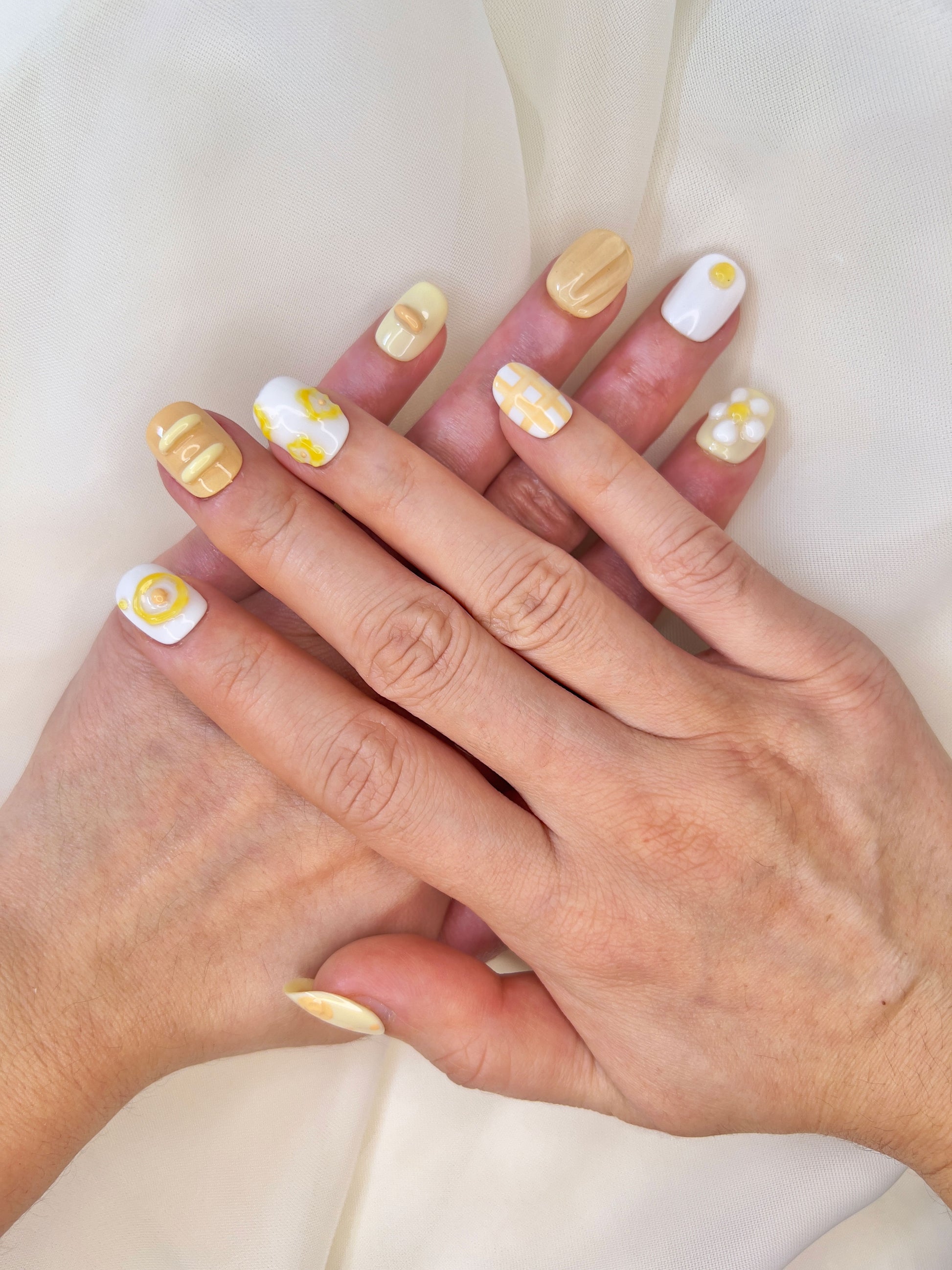 Delux Nails Lab Sunny Brunch