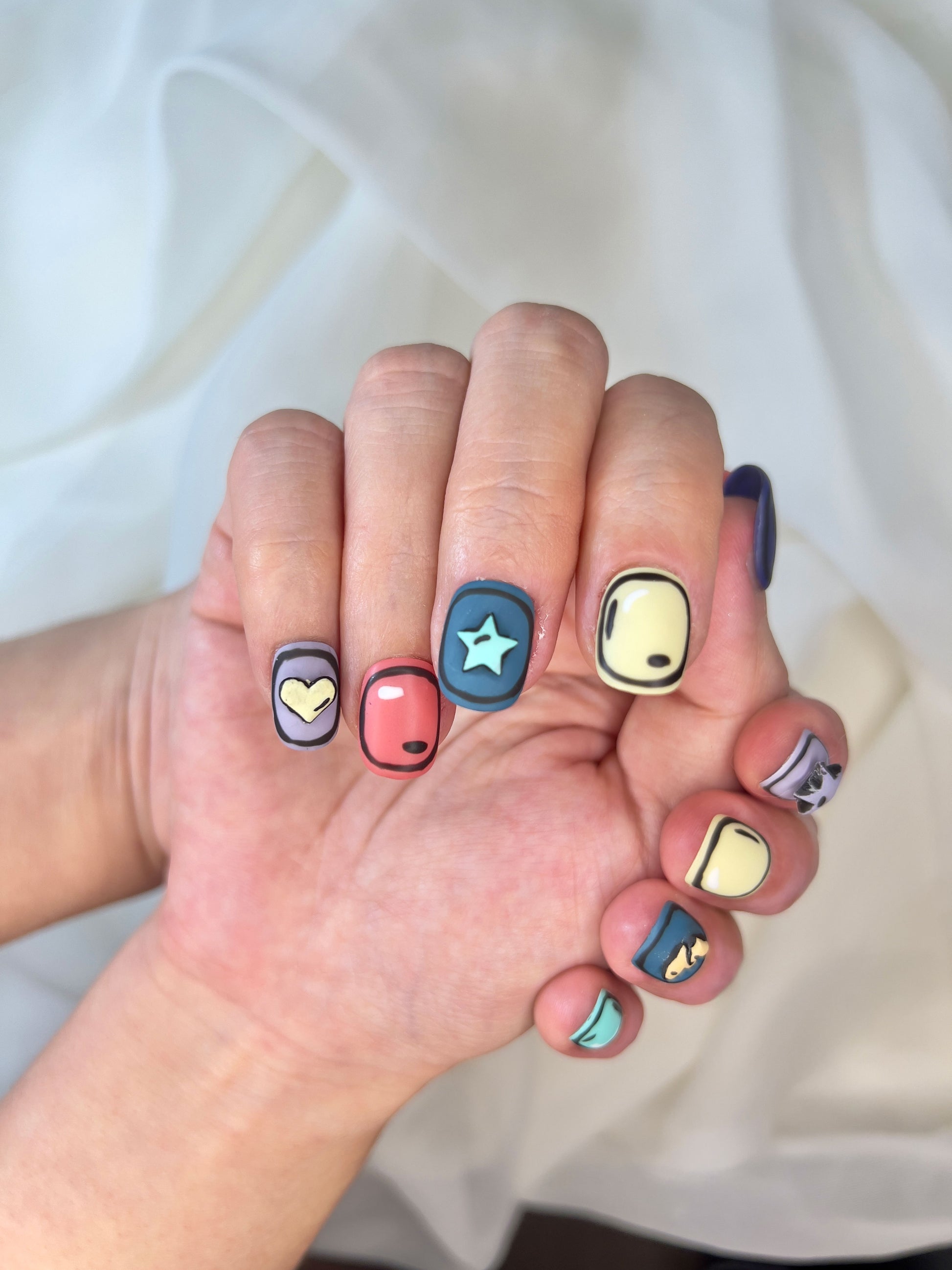 Delux Nails Lab Pop Art Comic
