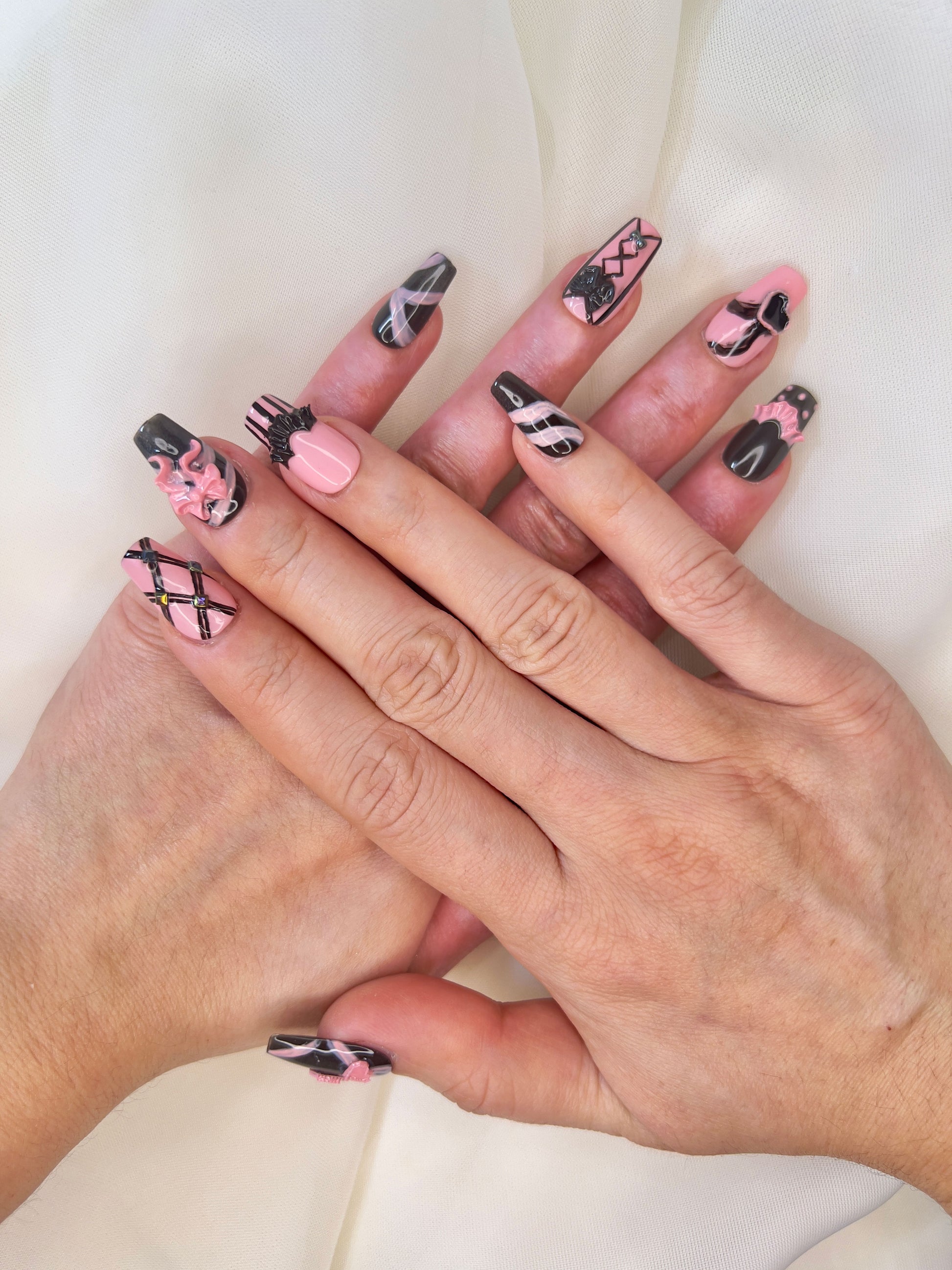 Delux Nails Lab Dark Romanticism