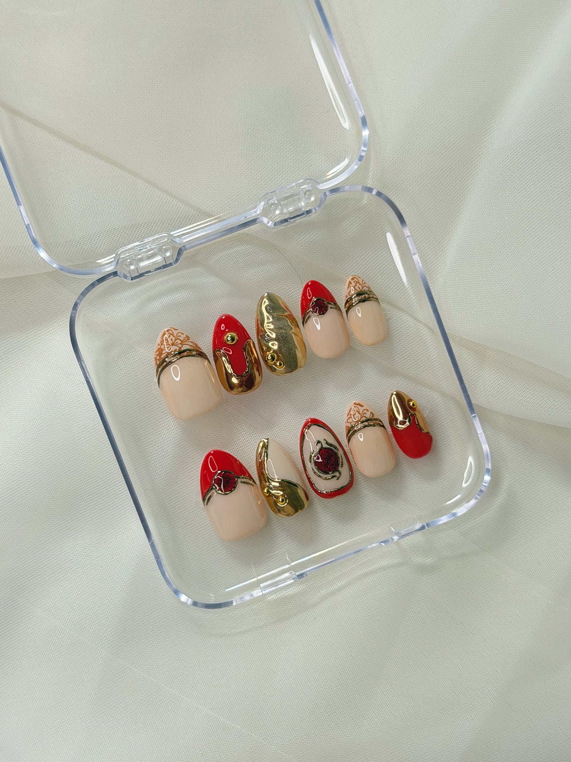 Delux Nails Lab Crimson Luxe