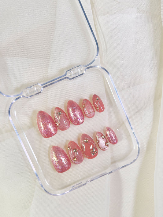 Delux Nails Lab Shimmering Aura