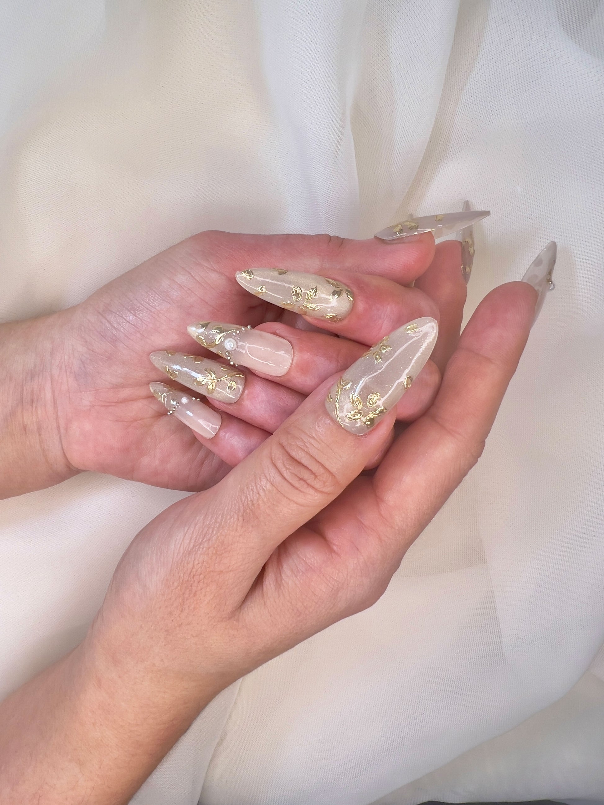 Delux Nails Lab Golden Botanical