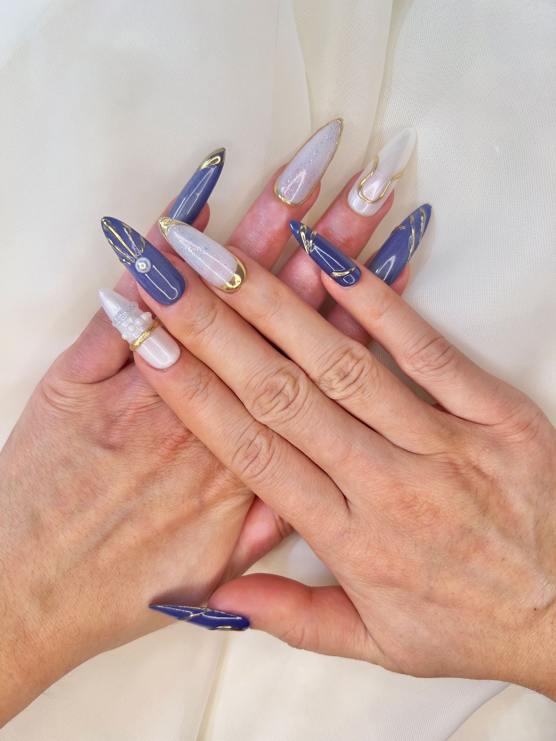 Delux Nails Lab Midnight Gem