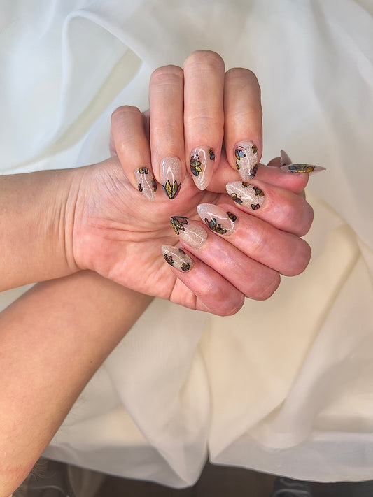 Delux Nails Lab Fluttering Romance