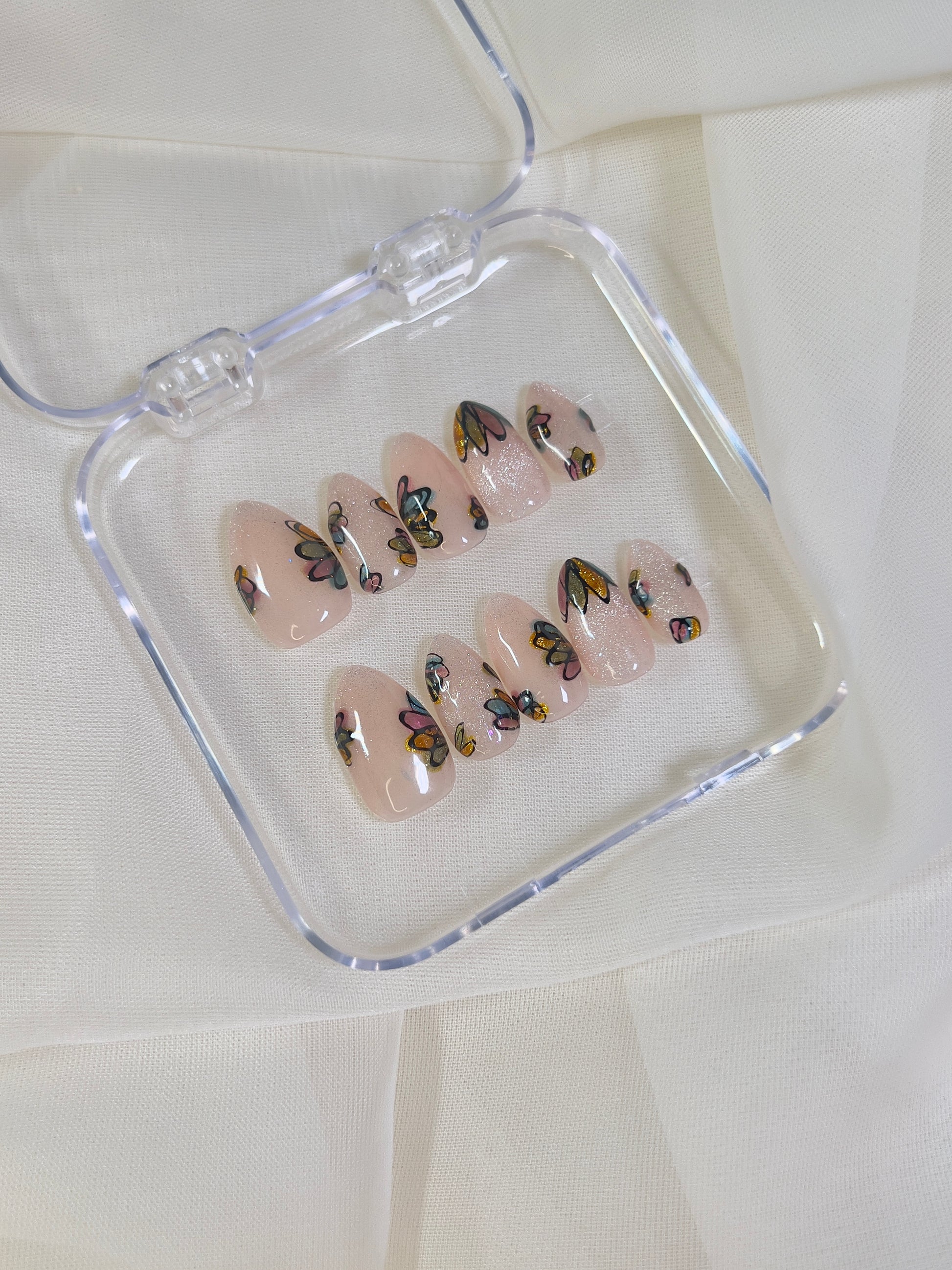 Delux Nails Lab Fluttering Romance
