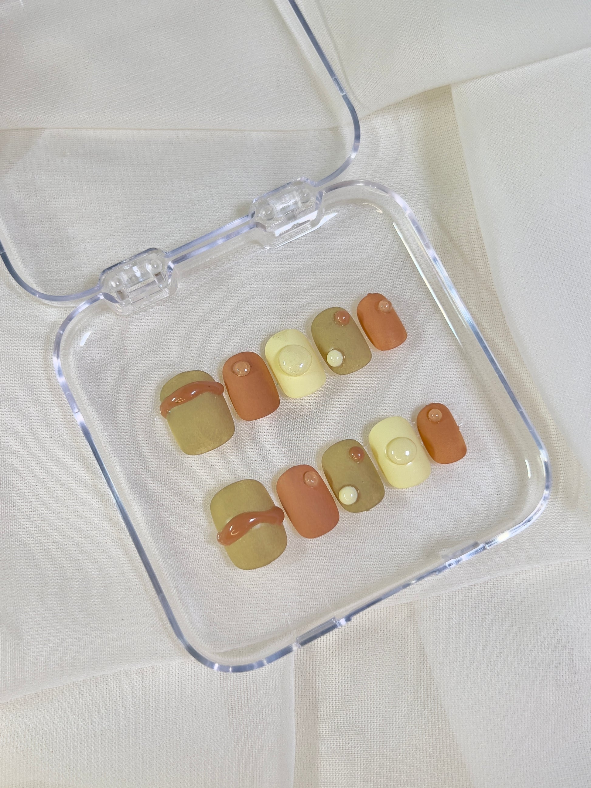 Delux Nails Lab Matcha Coffee